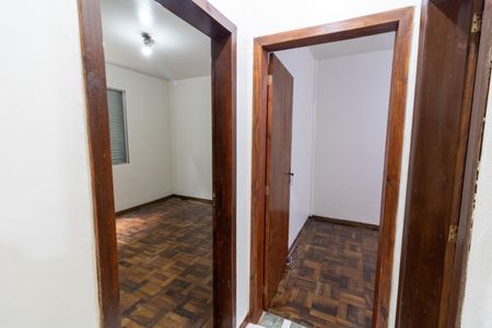 Corredor de apartamento para alugar com 2 quartos, 65m² em Menino Deus, Porto Alegre