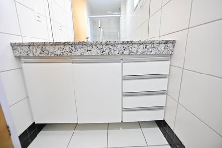 Apartamento para alugar com 63m², 2 quartos e 1 vagaBanheiro Social