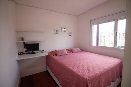 Apartamento para alugar com 82m², 2 quartos e 2 vagasSuíte 1