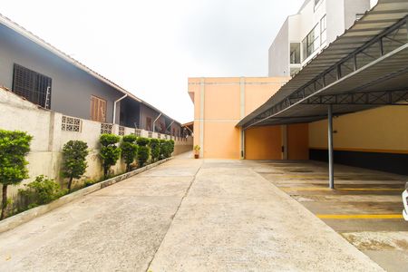 Casa de condomínio para alugar com 62m², 2 quartos e 1 vaga Casa de condomínio para alugar com 62m², 2 quartos e 1 vagaEstacionamento
