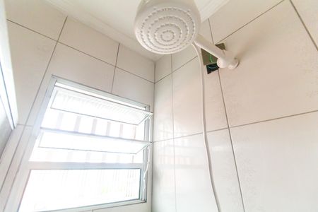 Casa de condomínio para alugar com 62m², 2 quartos e 1 vaga Casa de condomínio para alugar com 62m², 2 quartos e 1 vagaBanheiro da Suíte