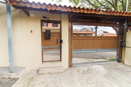 Casa de condomínio para alugar com 62m², 2 quartos e 1 vaga Casa de condomínio para alugar com 62m², 2 quartos e 1 vagaEntrada