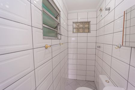 Apartamento para alugar com 60m², 2 quartos e sem vaga Apartamento para alugar com 60m², 2 quartos e sem vagaBanheiro do Quarto 1
