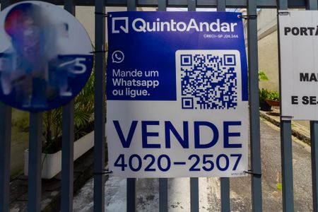 Casa de condomínio à venda com 100m², 3 quartos e 1 vaga Casa de condomínio à venda com 100m², 3 quartos e 1 vagaPlaca