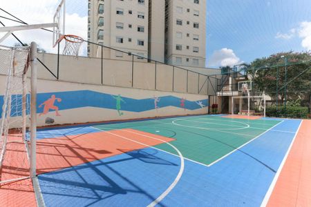 Apartamento para alugar com 65m², 3 quartos e 2 vagas Apartamento para alugar com 65m², 3 quartos e 2 vagasÁrea comum - Quadra esportiva