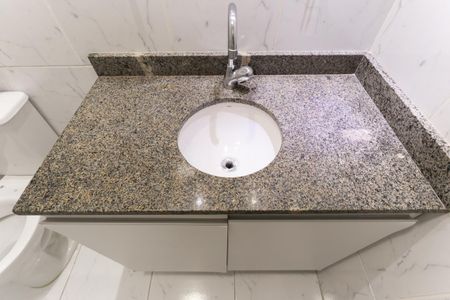 Apartamento para alugar com 65m², 3 quartos e 2 vagas Apartamento para alugar com 65m², 3 quartos e 2 vagasBanheiro da suíte