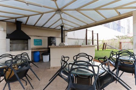 Apartamento para alugar com 65m², 3 quartos e 2 vagas Apartamento para alugar com 65m², 3 quartos e 2 vagasÁrea comum - Churrasqueira 1