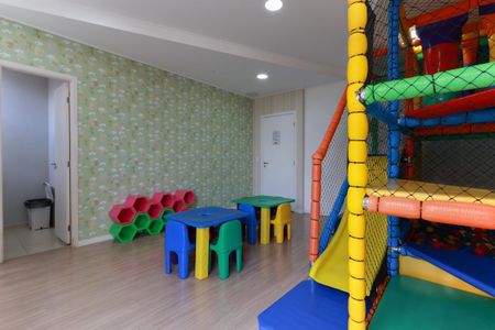 Apartamento para alugar com 65m², 3 quartos e 2 vagas Apartamento para alugar com 65m², 3 quartos e 2 vagasÁrea comum - Brinquedoteca