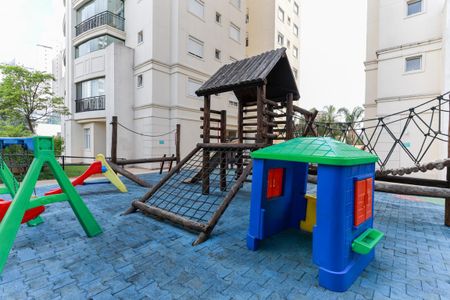 Apartamento para alugar com 65m², 3 quartos e 2 vagas Apartamento para alugar com 65m², 3 quartos e 2 vagasÁrea comum - Playground