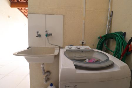 Apartamento à venda com 70m², 2 quartos e 1 vagaÁrea de Serviço