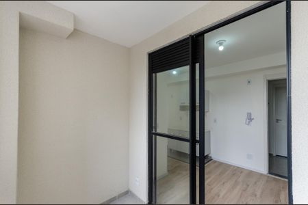 Apartamento para alugar com 34m², 2 quartos e sem vagaSala- Sacada