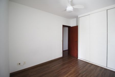 Apartamento para alugar com 108m², 3 quartos e 2 vagasSuíte 1