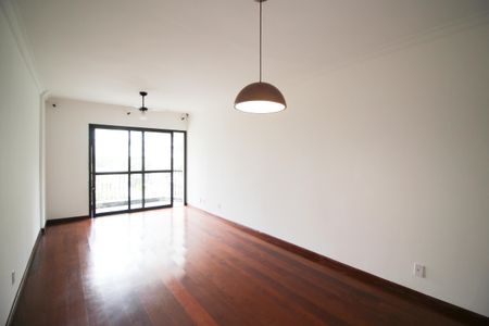 Sala de apartamento para alugar com 3 quartos, 108m² em Itaim Bibi, São Paulo