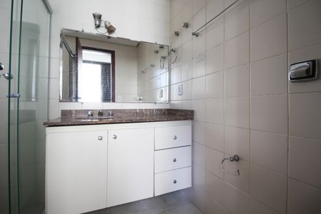 Apartamento para alugar com 108m², 3 quartos e 2 vagasBanheiro da Suíte 1