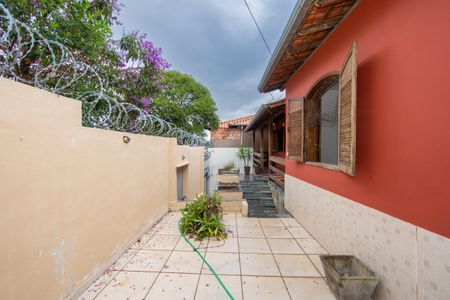 Casa para alugar com 220m², 3 quartos e 4 vagas Casa para alugar com 220m², 3 quartos e 4 vagasAREA EXTERNA