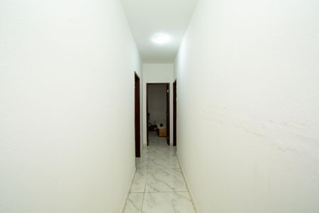 Casa para alugar com 220m², 3 quartos e 4 vagas Casa para alugar com 220m², 3 quartos e 4 vagasCORREDOR