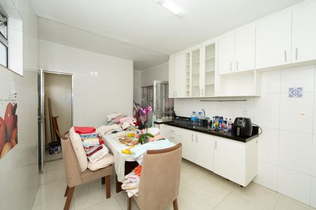 Casa para alugar com 220m², 3 quartos e 4 vagas Casa para alugar com 220m², 3 quartos e 4 vagasCOZINHA