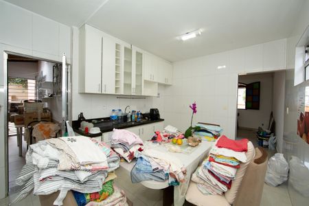 Casa para alugar com 220m², 3 quartos e 4 vagas Casa para alugar com 220m², 3 quartos e 4 vagasCOZINHA