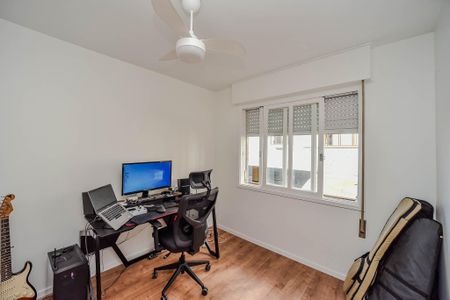 Quarto 1 de apartamento à venda com 2 quartos, 73m² em Higienópolis, Porto Alegre