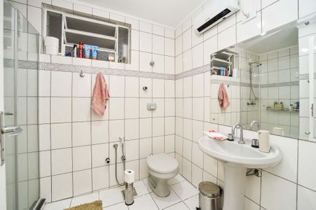 Apartamento à venda com 73m², 2 quartos e 1 vaga Apartamento à venda com 73m², 2 quartos e 1 vagaBanheiro