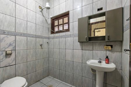 Casa para alugar com 38m², 1 quarto e 1 vaga Casa para alugar com 38m², 1 quarto e 1 vagaBanheiro