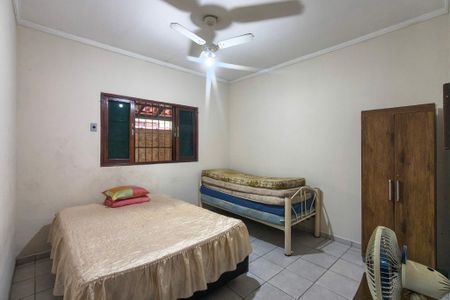 Casa para alugar com 38m², 1 quarto e 1 vaga Casa para alugar com 38m², 1 quarto e 1 vagaQuarto