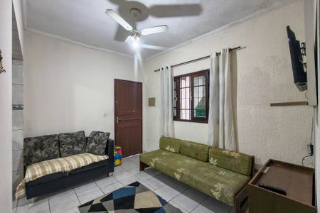 Casa para alugar com 38m², 1 quarto e 1 vaga Casa para alugar com 38m², 1 quarto e 1 vagaSala