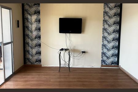 Sala de casa para alugar com 2 quartos, 125m² em Conjunto Habitacional A. E. Carvalho, São Paulo