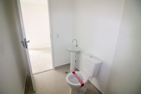 Banheiro de kitnet/studio à venda com 1 quarto, 28m² em Jardim das Acacias, São Paulo