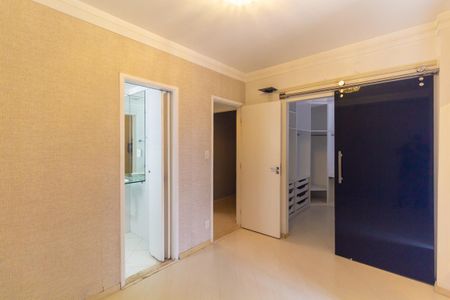 Apartamento à venda com 74m², 2 quartos e 1 vagaSuíte