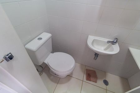 Apartamento à venda com 74m², 2 quartos e 1 vagaBanheiro de serviço