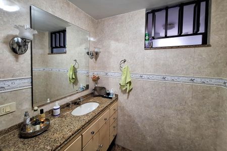 Apartamento à venda com 90m², 3 quartos e 1 vagaBanheiro