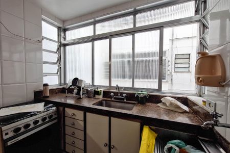 Apartamento à venda com 90m², 3 quartos e 1 vagaÁrea de Serviço