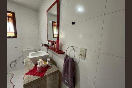 Casa à venda com 212m², 3 quartos e 4 vagas