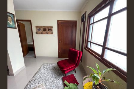 Casa à venda com 212m², 3 quartos e 4 vagas