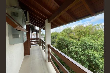 Casa à venda com 212m², 3 quartos e 4 vagas