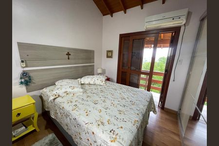 Casa à venda com 212m², 3 quartos e 4 vagas