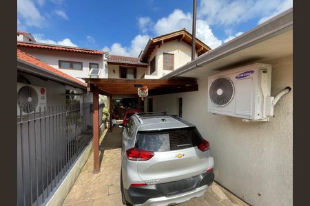 Casa à venda com 212m², 3 quartos e 4 vagas