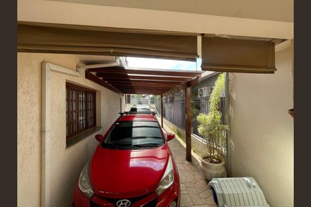 Casa à venda com 212m², 3 quartos e 4 vagas