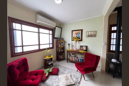 Casa à venda com 212m², 3 quartos e 4 vagas