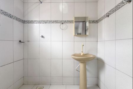 Banheiro  de casa para alugar com 1 quarto, 38m² em Vila Assuncao, Praia Grande