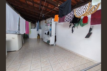 Foto 24 de casa à venda com 2 quartos, 140m² em Alvorada, Contagem