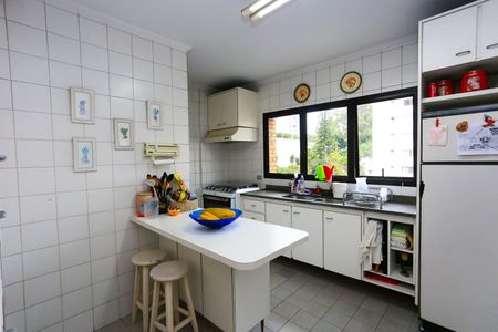 Apartamento para alugar com 123m², 3 quartos e 2 vagascozinha