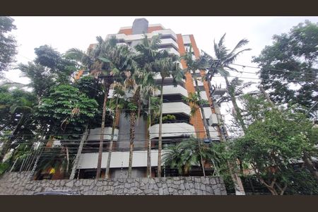 Apartamento para alugar com 123m², 3 quartos e 2 vagasFachada