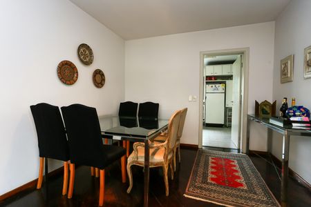 Sala  de apartamento para alugar com 3 quartos, 123m² em Real Parque, São Paulo