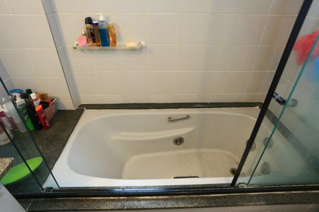 Apartamento para alugar com 123m², 3 quartos e 2 vagasBanheiro da Suíte