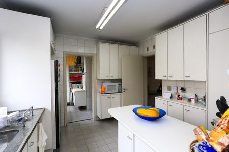 Apartamento para alugar com 123m², 3 quartos e 2 vagascozinha