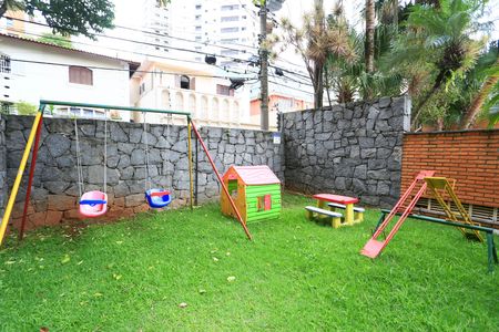 Apartamento para alugar com 123m², 3 quartos e 2 vagasÁrea comum - Playground
