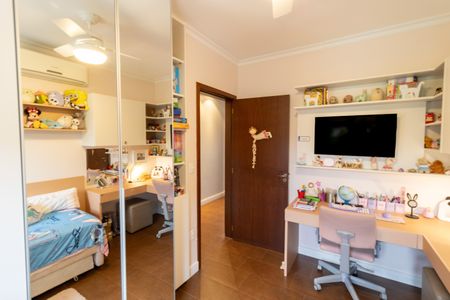 Casa à venda com 211m², 3 quartos e 3 vagasQuarto 2