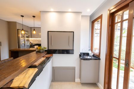 Casa à venda com 211m², 3 quartos e 3 vagasChurrasqueira